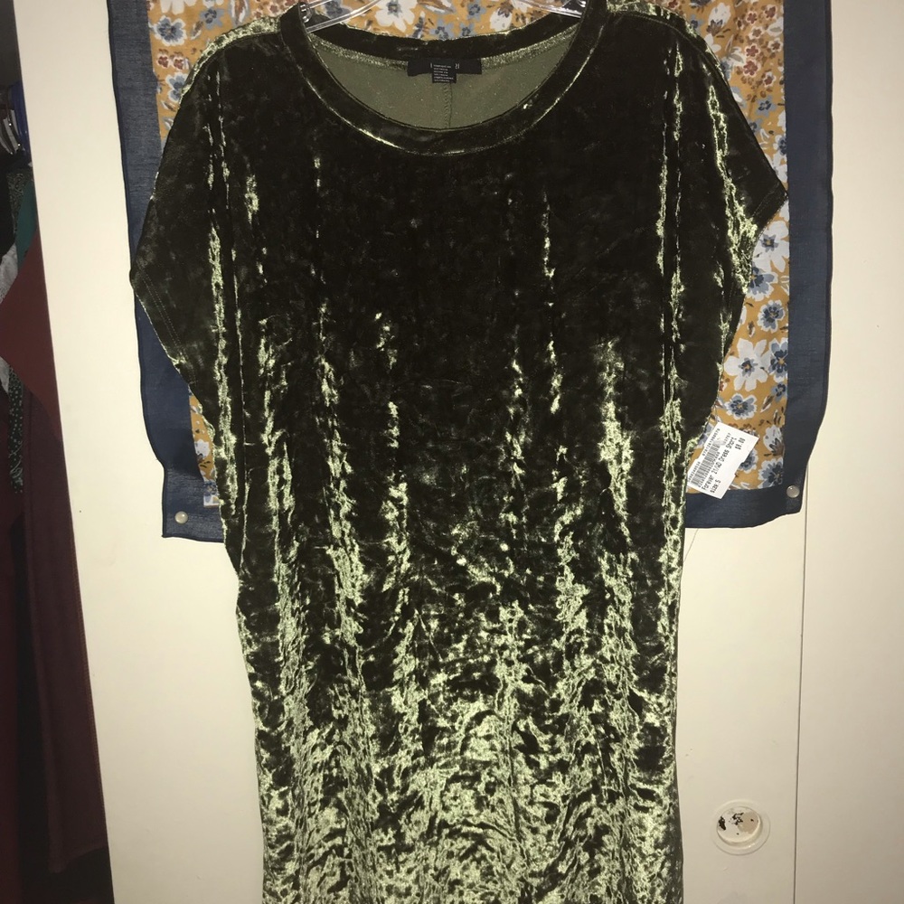 never worn green velvet dress!!